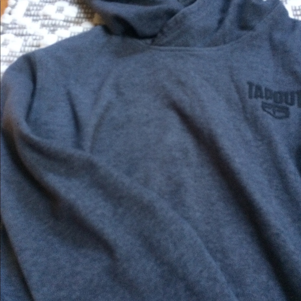 Men’s sweater